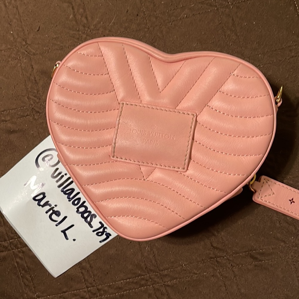 Louis Vuitton New Wave Limited Edition Love Lock Heart Pink Bag💕 - Picture 5 of 16